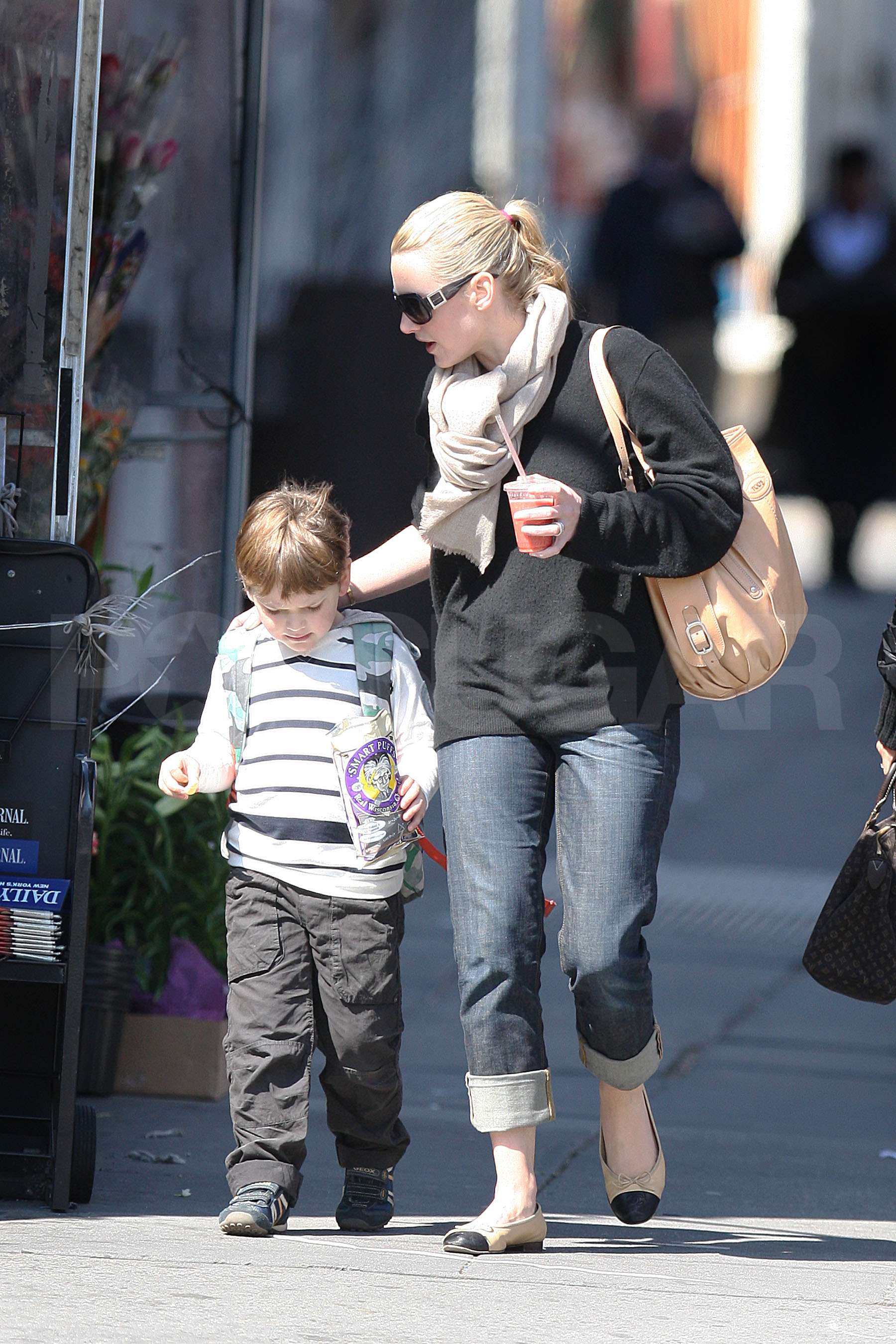 Kate Winslet walks with her son in NYC. Pictured: Kate Winslet and Joe Alfie Winslet Mendes Ref: SPL92788 090409 Picture by: St.Clair / Winslow / Splash News Splash News and Pictures Los Angeles: 310-821-2666 New York: 212-619-2666 London: 870-934-2666 photodesk@splashnews.com 