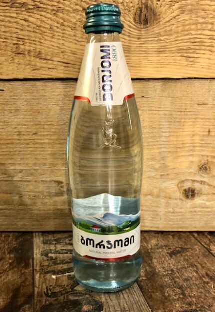 Georgische mineraalwater Borjomi / Боржоми Грузинская минеральная вода