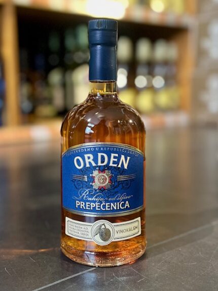 Rakija od sljive Prepecenica / Сливовая ракия / Pruimenbrandewijn , rakija