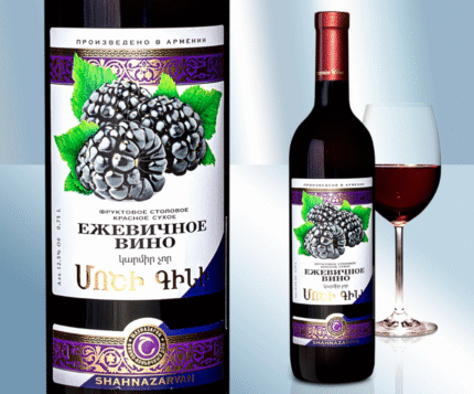 Fruitdessertwijn van bramen / Сухое Ежевичное вино / Fruit dessert blackberry wine