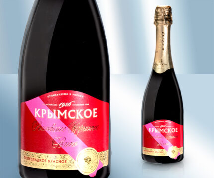 Rode wijn Krimski, halfdroog / Вино красное Крымское, игристое, полусухое